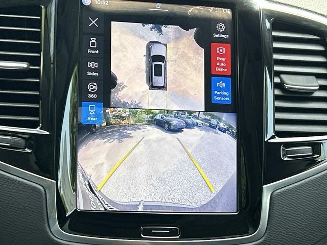 2024 Volvo XC90 B6 Plus Bright Theme