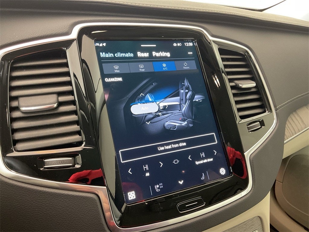 2025 Volvo XC90 B6 Ultra