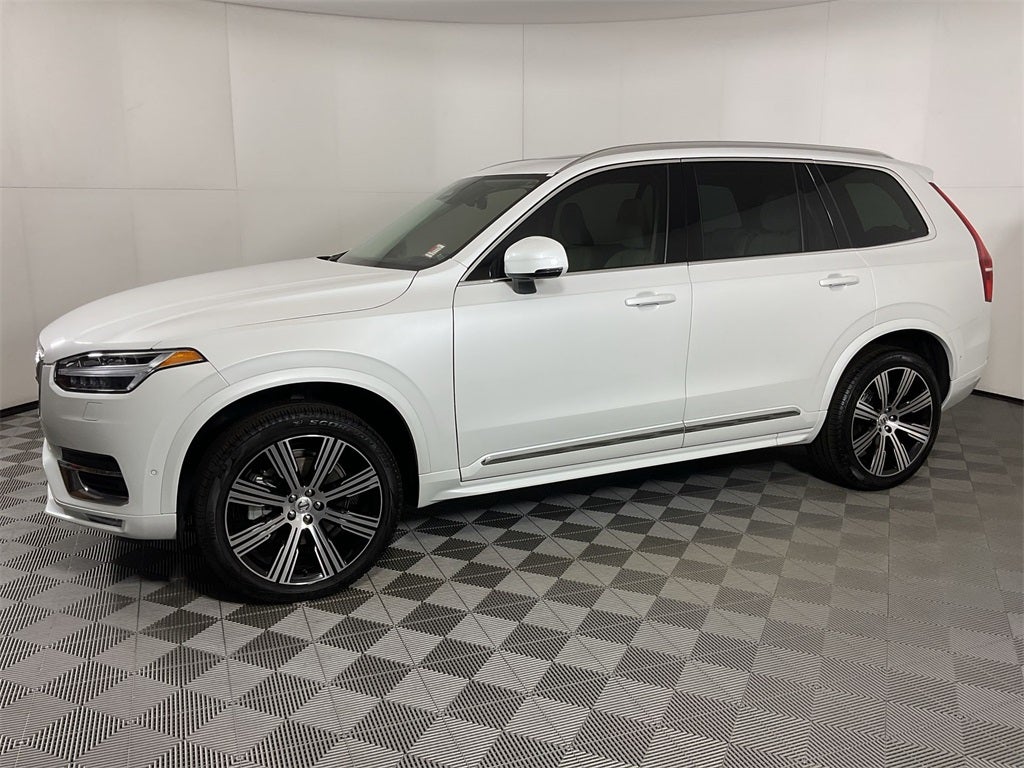 2025 Volvo XC90 B6 Ultra