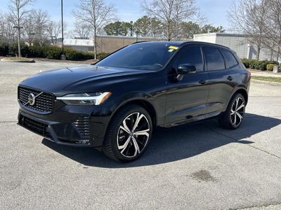 2022 Volvo XC60 R-Design