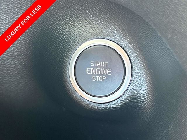 2021 Volvo XC40 Momentum