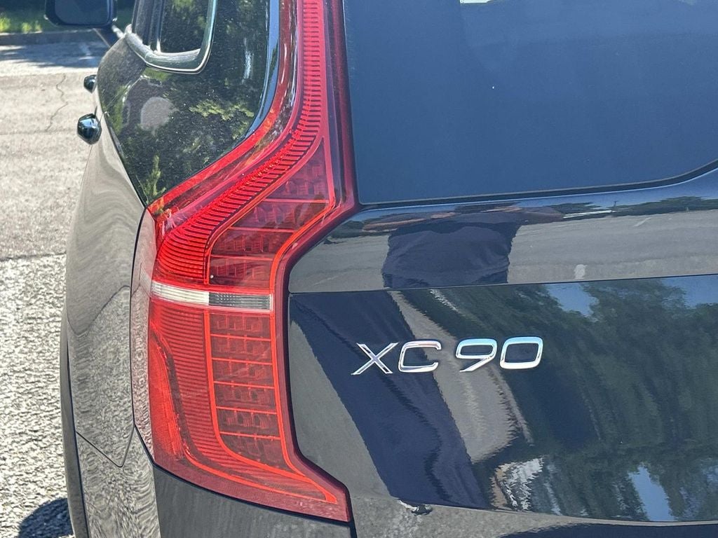 2020 Volvo XC90 Momentum