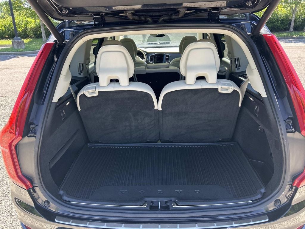 2020 Volvo XC90 Momentum