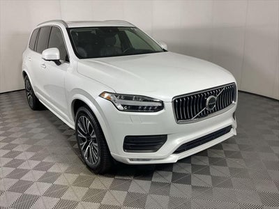 2020 Volvo XC90 T6 Momentum
