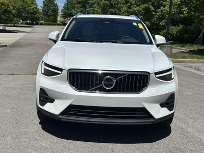 2024 Volvo XC40 B5 Plus Bright Theme