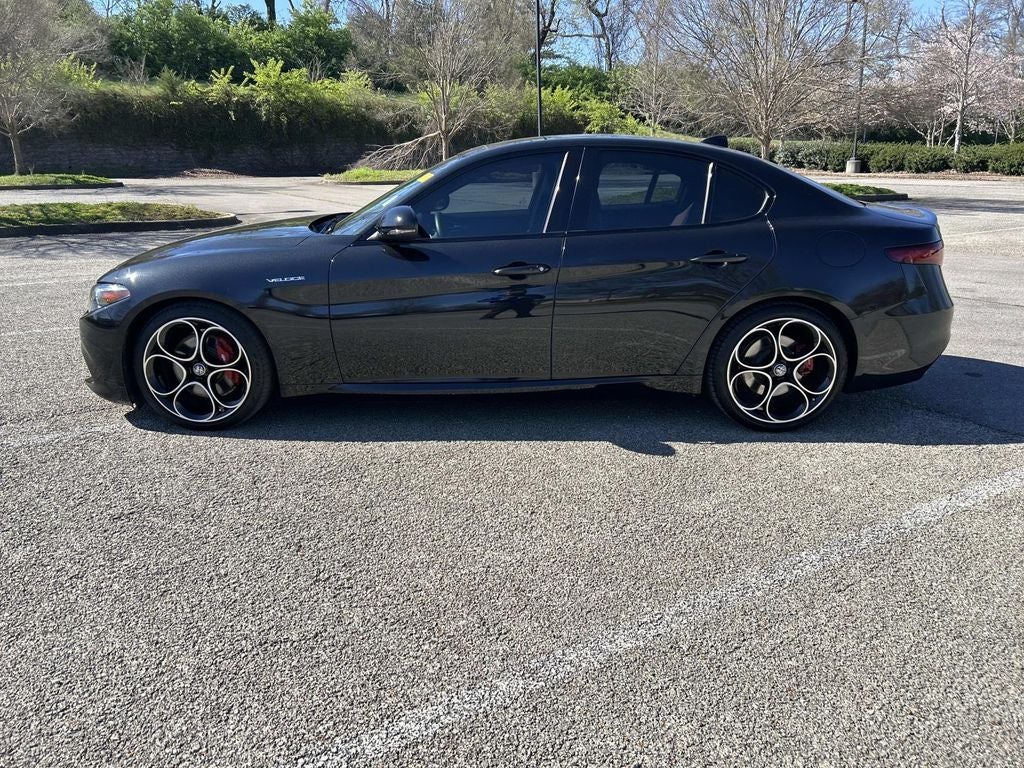 2022 Alfa Romeo Giulia Veloce