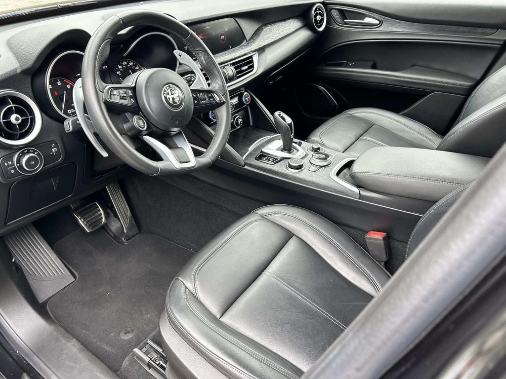 2022 Alfa Romeo Stelvio Sprint
