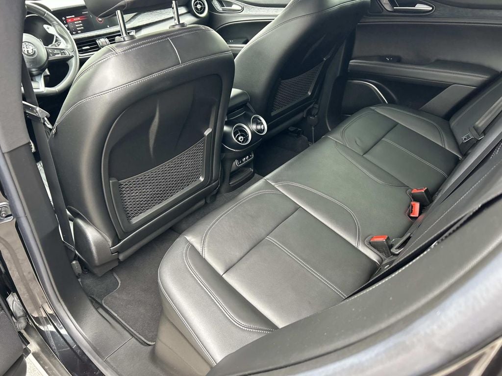 2022 Alfa Romeo Stelvio Sprint