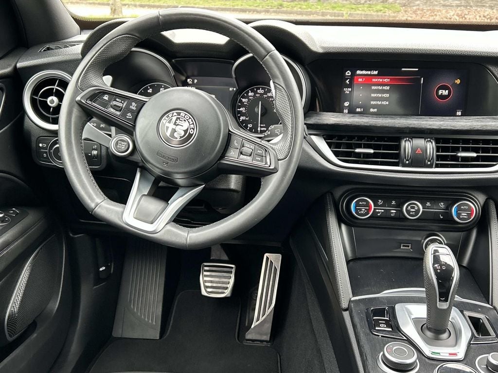 2022 Alfa Romeo Stelvio Sprint