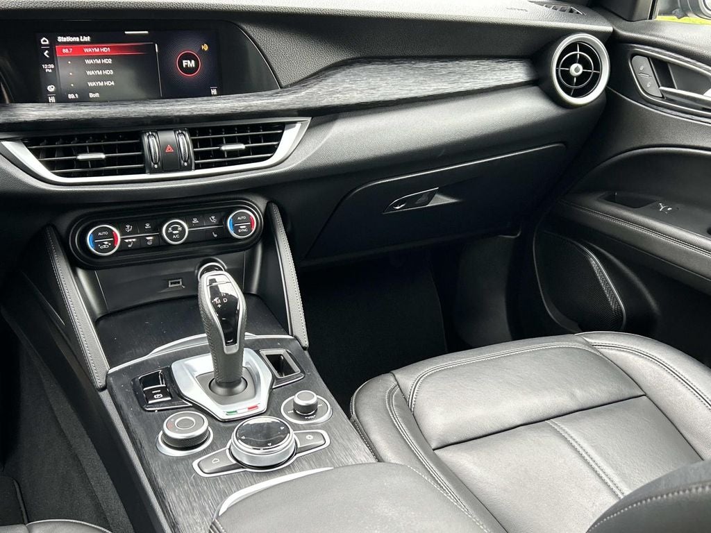 2022 Alfa Romeo Stelvio Sprint