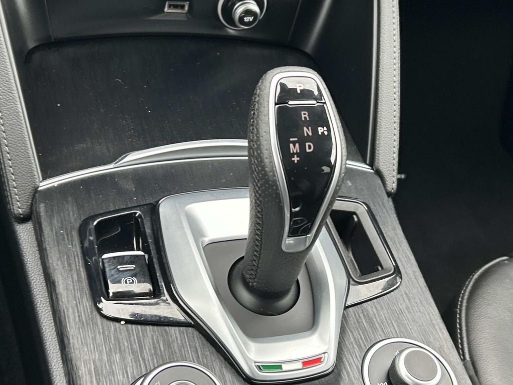 2022 Alfa Romeo Stelvio Sprint