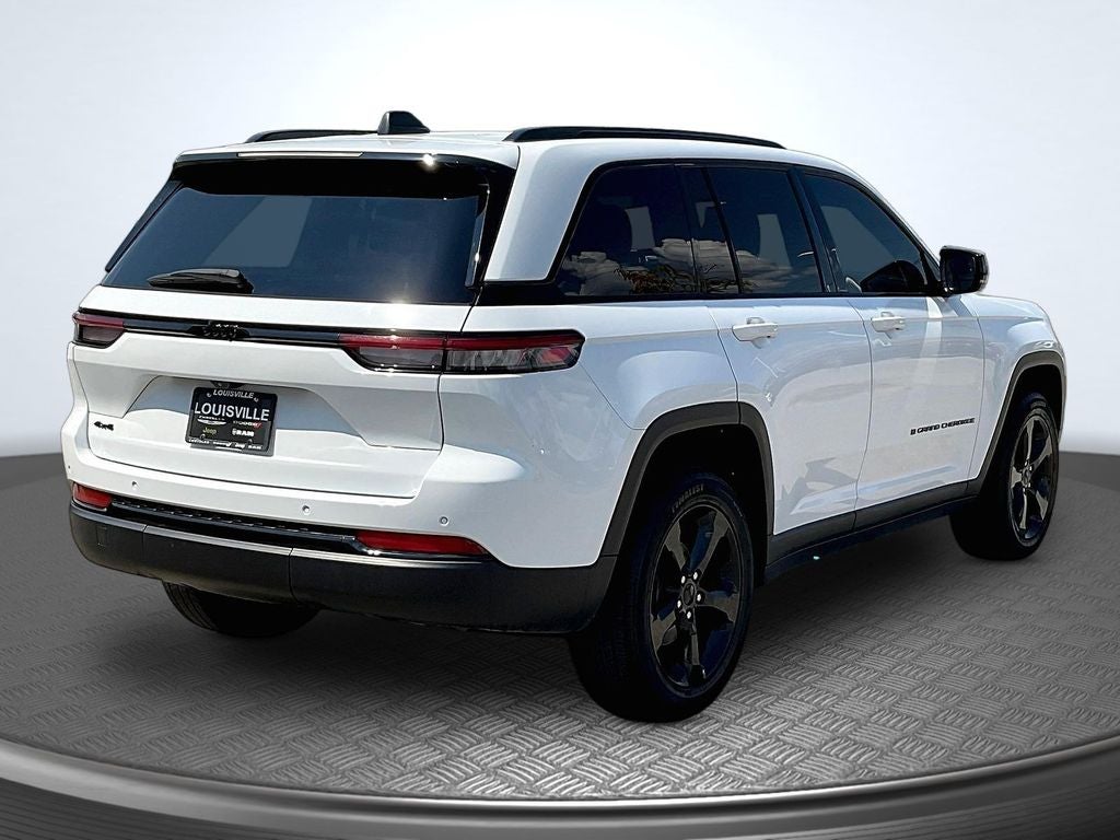 2022 Jeep Grand Cherokee Altitude