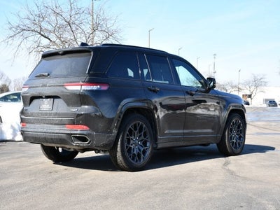 2025 Jeep Grand Cherokee Summit