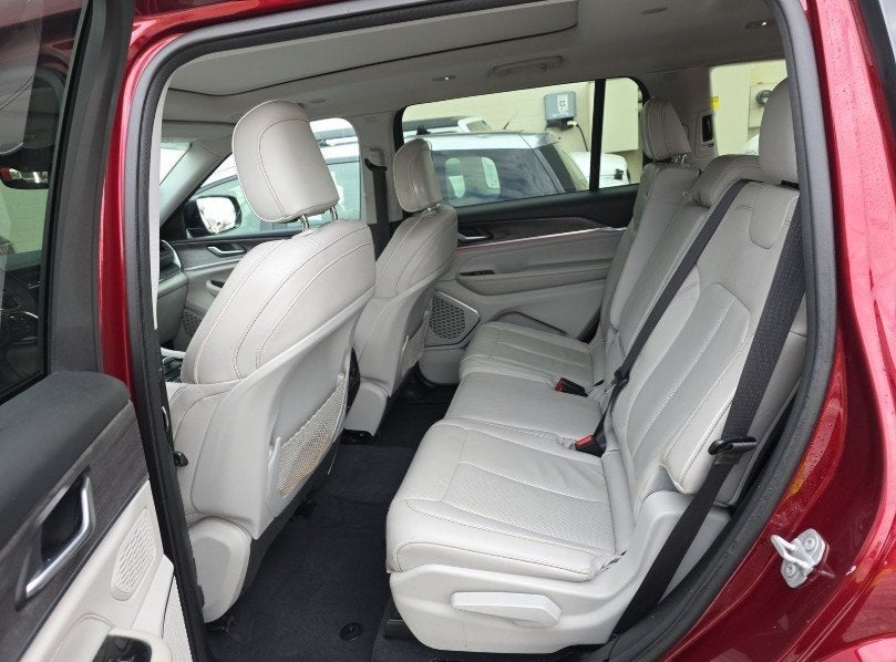 2023 Jeep Grand Cherokee L Overland