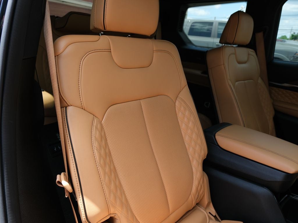 2024 Jeep Grand Cherokee L Summit