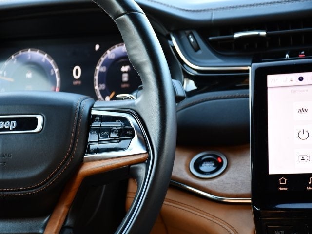 2024 Jeep Grand Cherokee L Summit