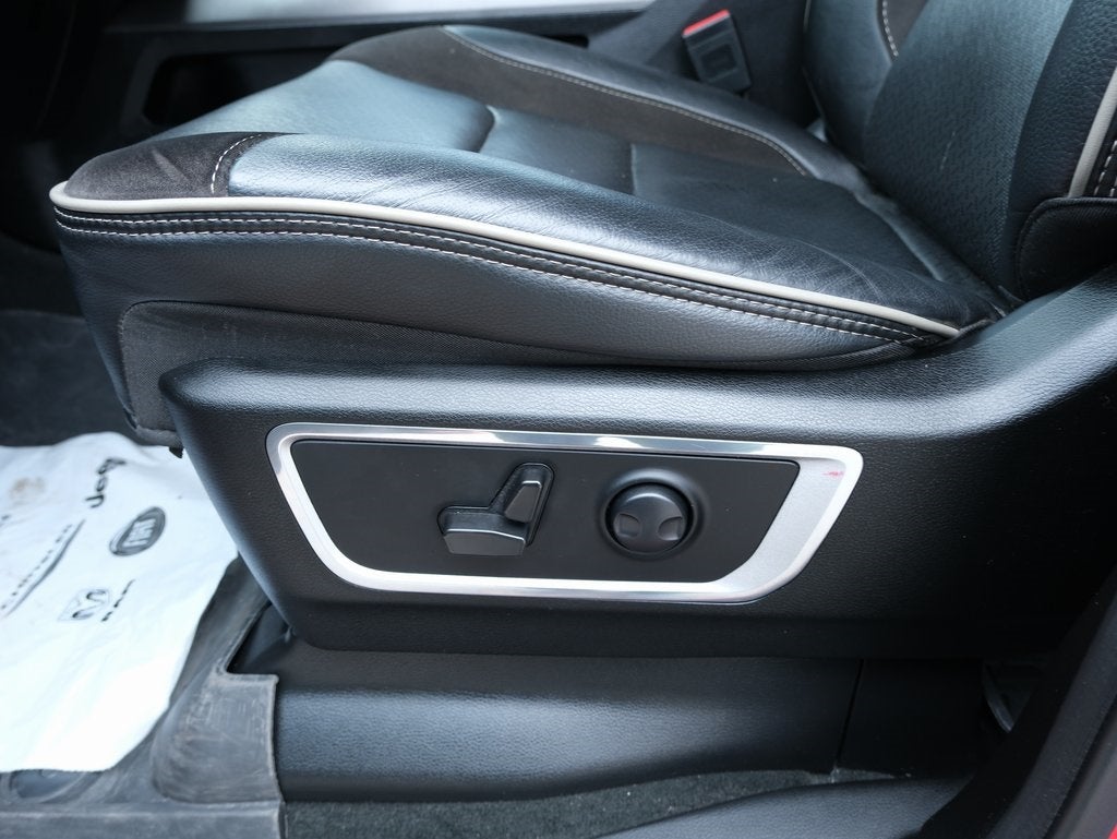 2023 RAM 1500 Laramie Night Edition