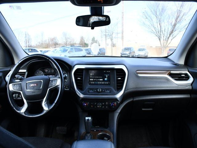 2017 GMC Acadia SLE-1