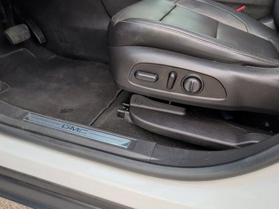 2017 GMC Acadia SLT