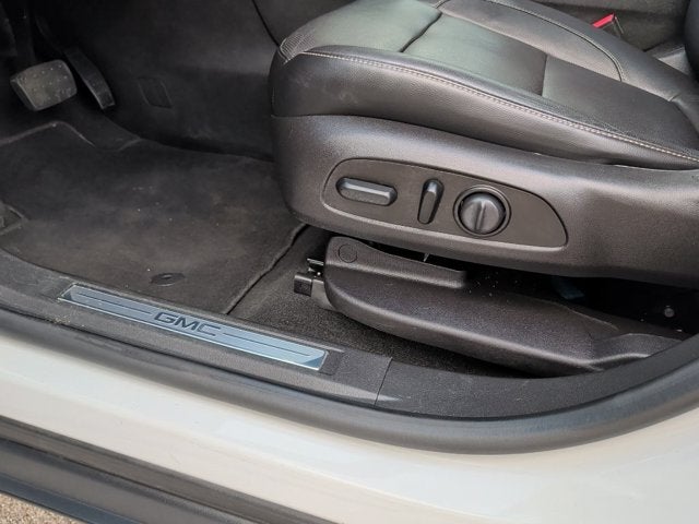 2017 GMC Acadia SLT