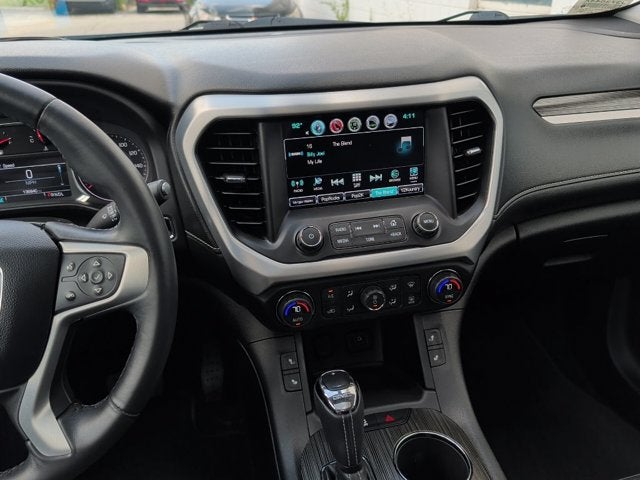 2017 GMC Acadia SLT