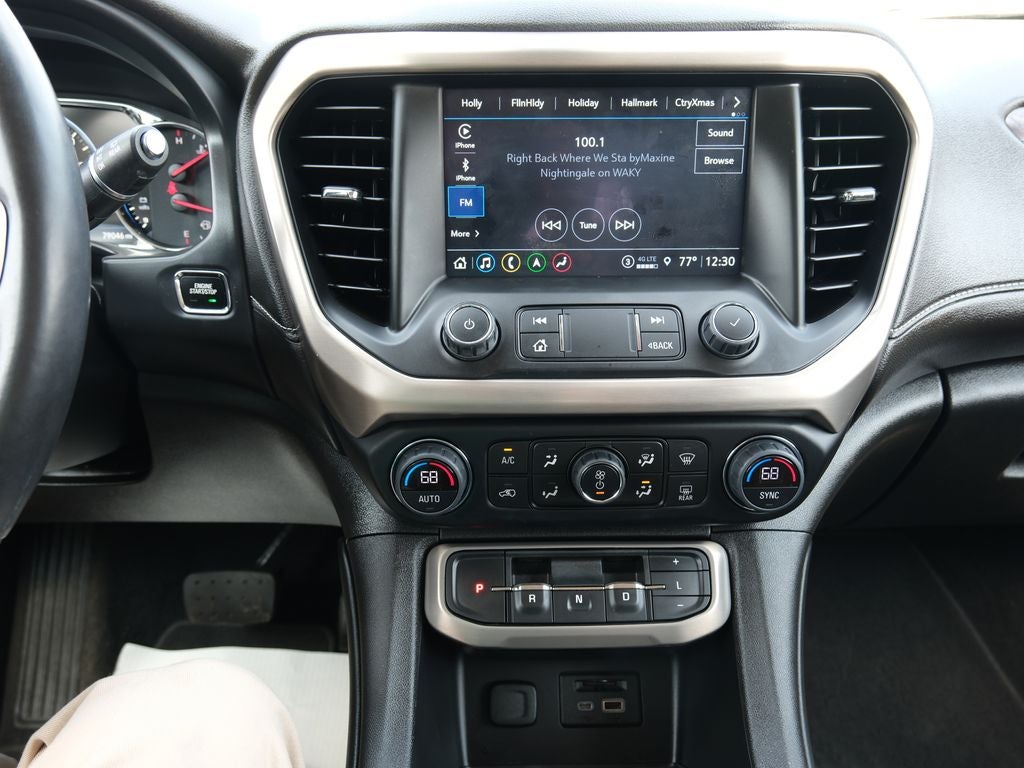 2022 GMC Acadia Denali