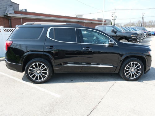 2022 GMC Acadia Denali