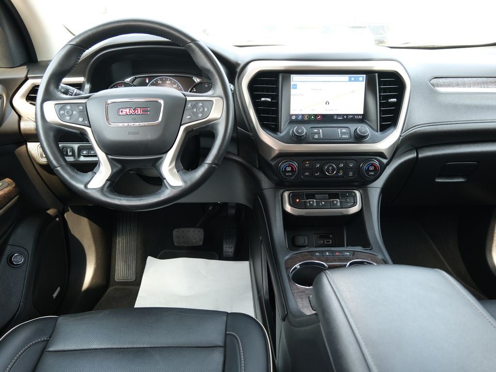 2022 GMC Acadia Denali