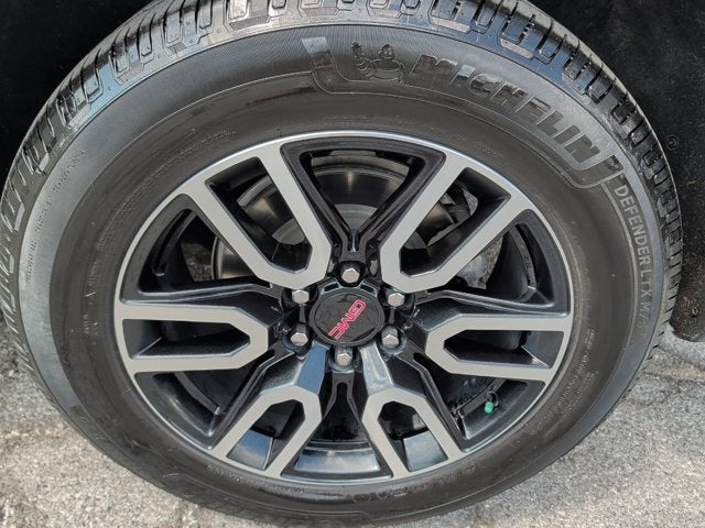 2023 GMC Yukon XL AT4