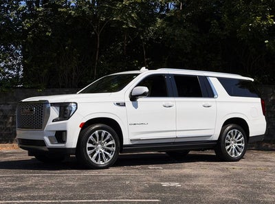 2023 GMC Yukon XL Denali