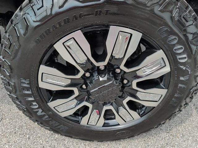 2025 GMC Sierra 2500HD Denali