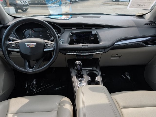 2023 Cadillac XT4 FWD Luxury