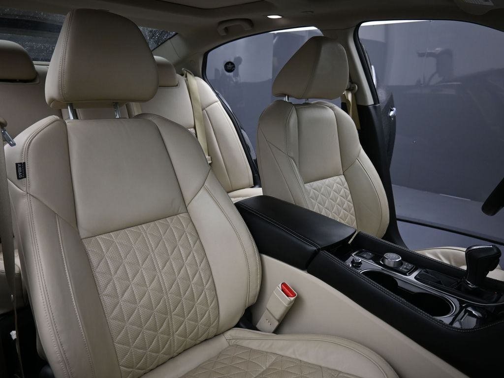 2022 Nissan Maxima Platinum