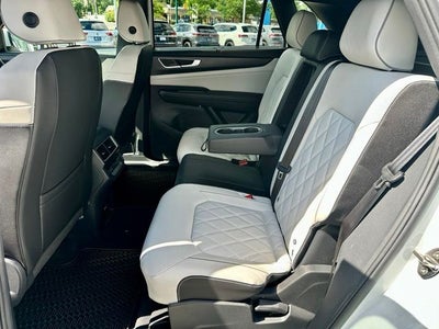 2025 Volkswagen Atlas Cross Sport 2.0T SEL Premium R-Line