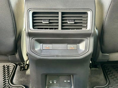 2025 Volkswagen Atlas Cross Sport 2.0T SEL Premium R-Line