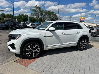 2025 Volkswagen Atlas Cross Sport 2.0T SEL Premium R-Line