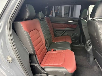 2023 Volkswagen Atlas Cross Sport 3.6L V6 SEL Premium R-Line