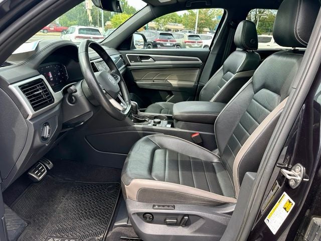 2023 Volkswagen Atlas Cross Sport 3.6L V6 SEL Premium R-Line