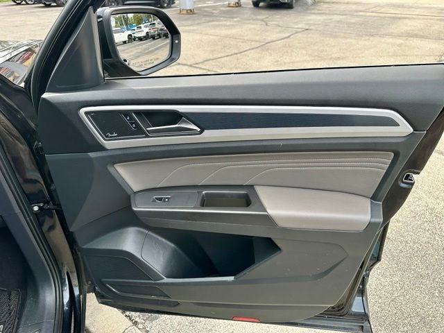 2023 Volkswagen Atlas Cross Sport 3.6L V6 SEL Premium R-Line