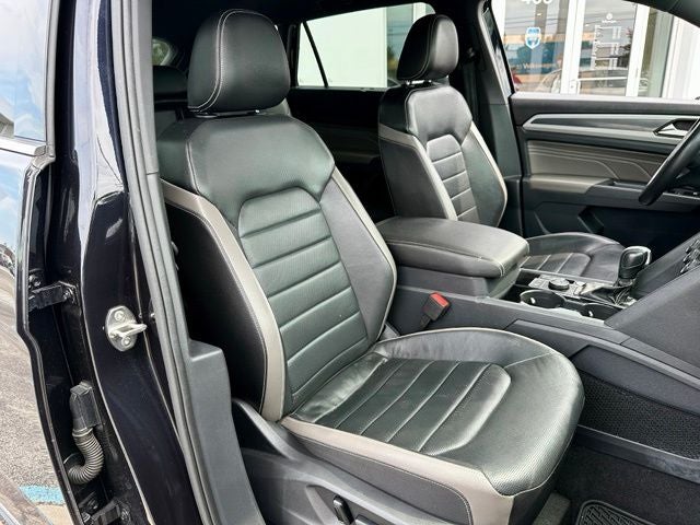 2023 Volkswagen Atlas Cross Sport 3.6L V6 SEL Premium R-Line
