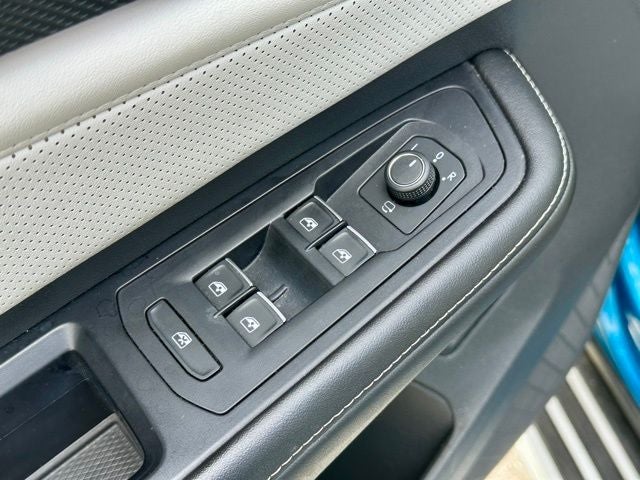 2024 Volkswagen Atlas Cross Sport 2.0T SEL Premium R-Line