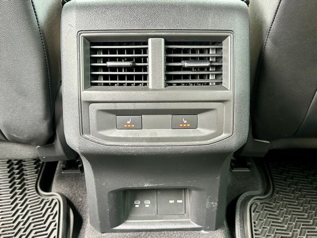 2023 Volkswagen Atlas Cross Sport 3.6L V6 SEL Premium R-Line