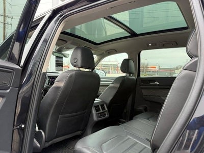 2022 Volkswagen Atlas 3.6L V6 SEL Premium R-Line