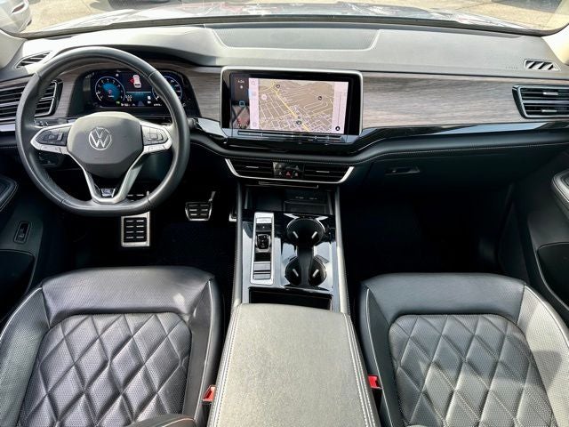 2024 Volkswagen Atlas 2.0T SEL Premium R-Line