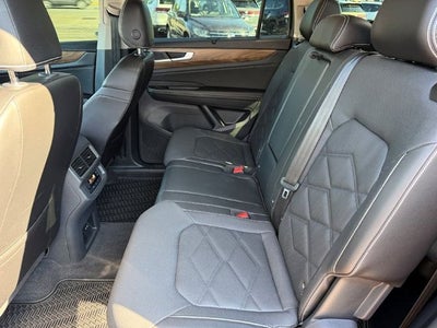 2024 Volkswagen Atlas 2.0T SE w/Technology