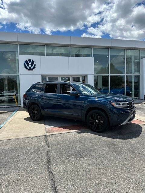 2023 Volkswagen Atlas 3.6L V6 SE w/Technology