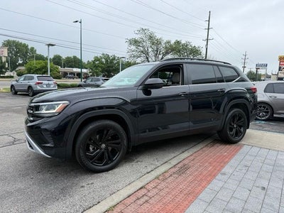 2023 Volkswagen Atlas 2.0T SE w/Technology