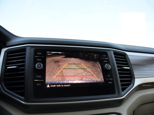 2021 Volkswagen Atlas 3.6L V6 SE w/Technology
