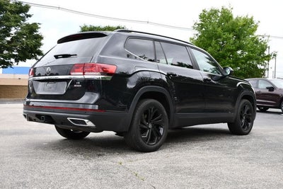 2022 Volkswagen Atlas 3.6L V6 SE w/Technology