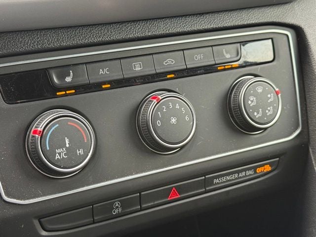 2022 Volkswagen Atlas Cross Sport 2.0T SE